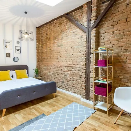 Apartment Quiet Old Town Hideout Cluj-Napoca