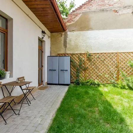 Appartement Quiet Old Town Hideout *